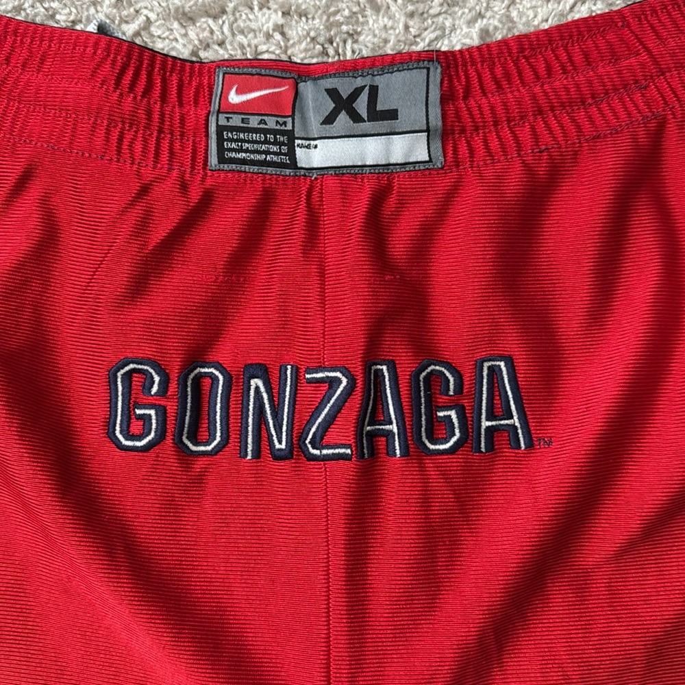 RARE Mens Nike Gonzaga Bulldogs Basketball Reversible Shorts Embroidered Size XL - Picture 2 of 7